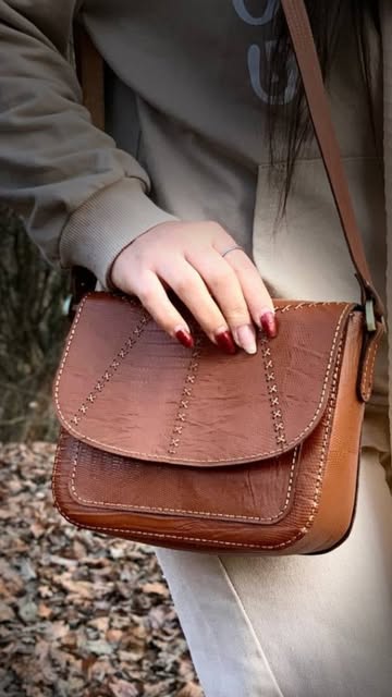 کیف زنانه چرم گاوی