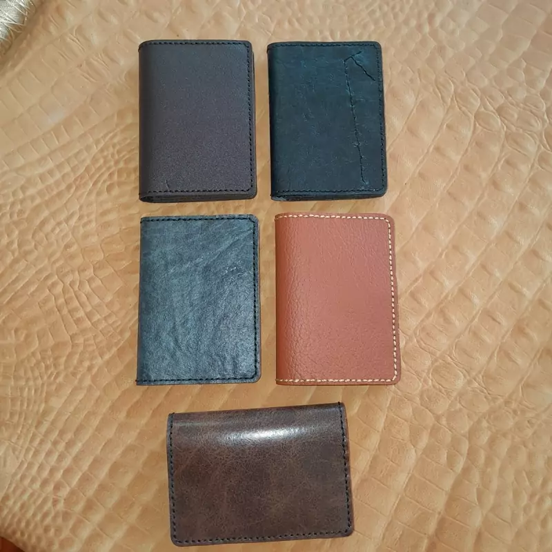 جاکارتی کیف کارت